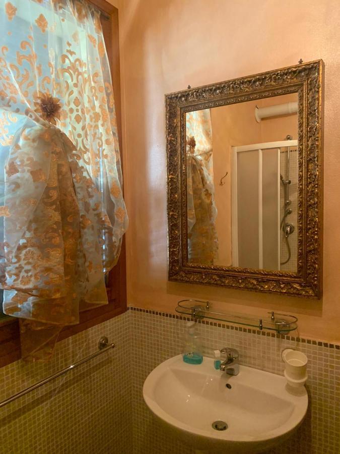 B&B Dal Fiocinino Comacchio Eksteriør billede