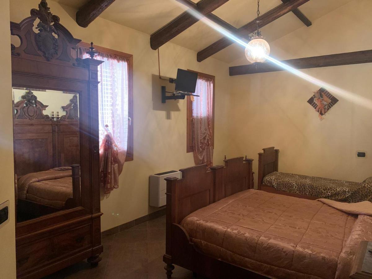 B&B Dal Fiocinino Comacchio Eksteriør billede